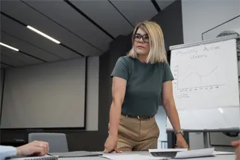 Leadership coaching session focused on decision-making and team guidance